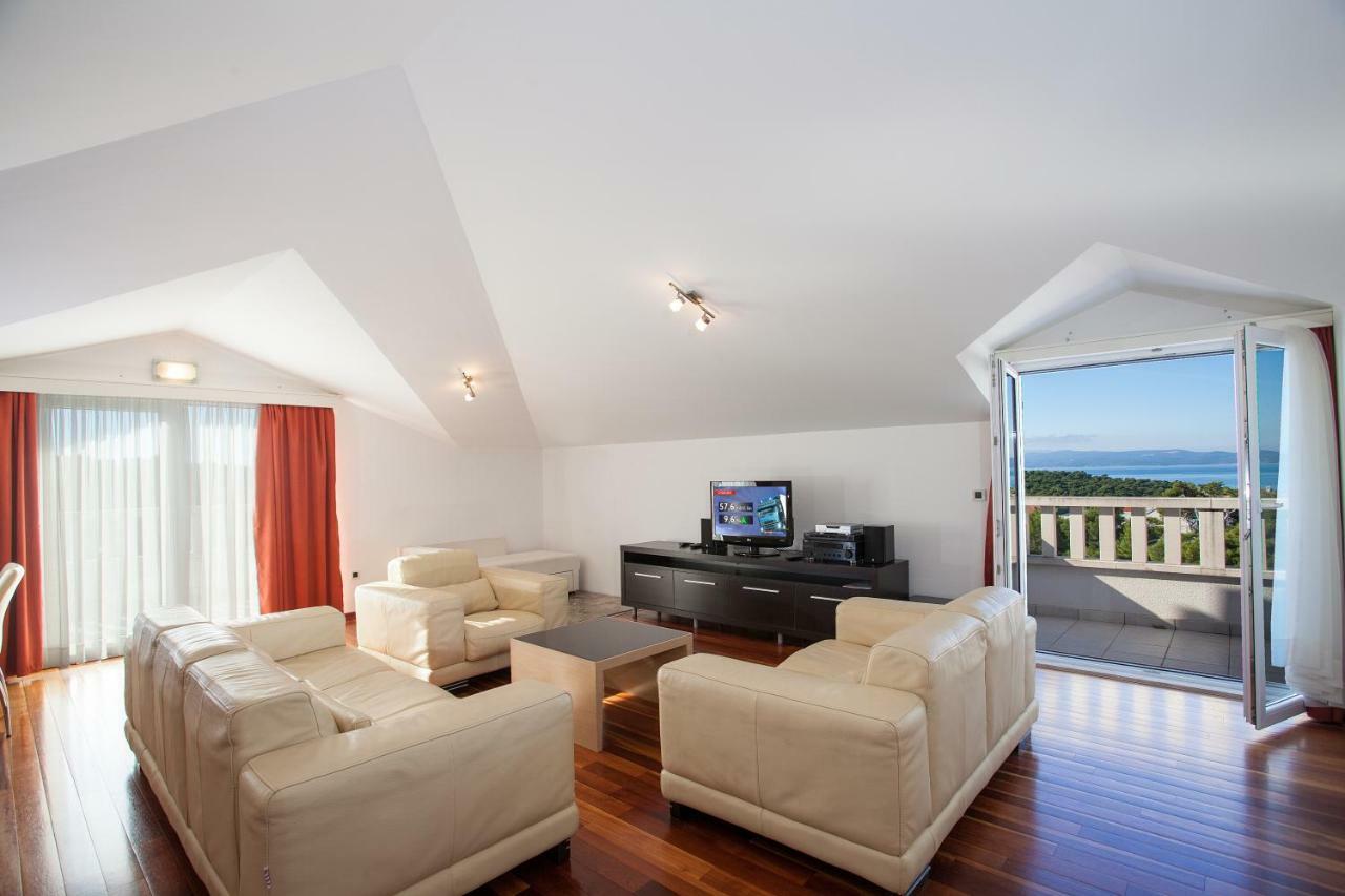Villa Luce Mit Pool Makarska Room photo
